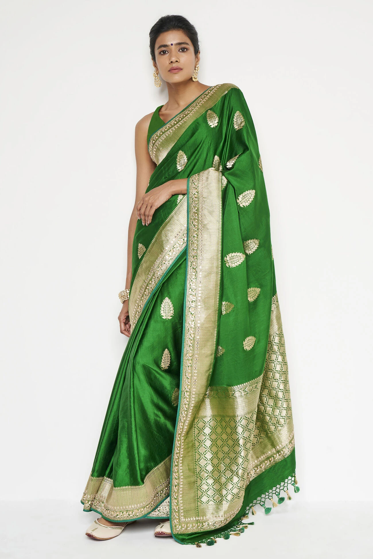 Rohana Benarasi Saree - Green 3 Rohana Benarasi Saree - Green