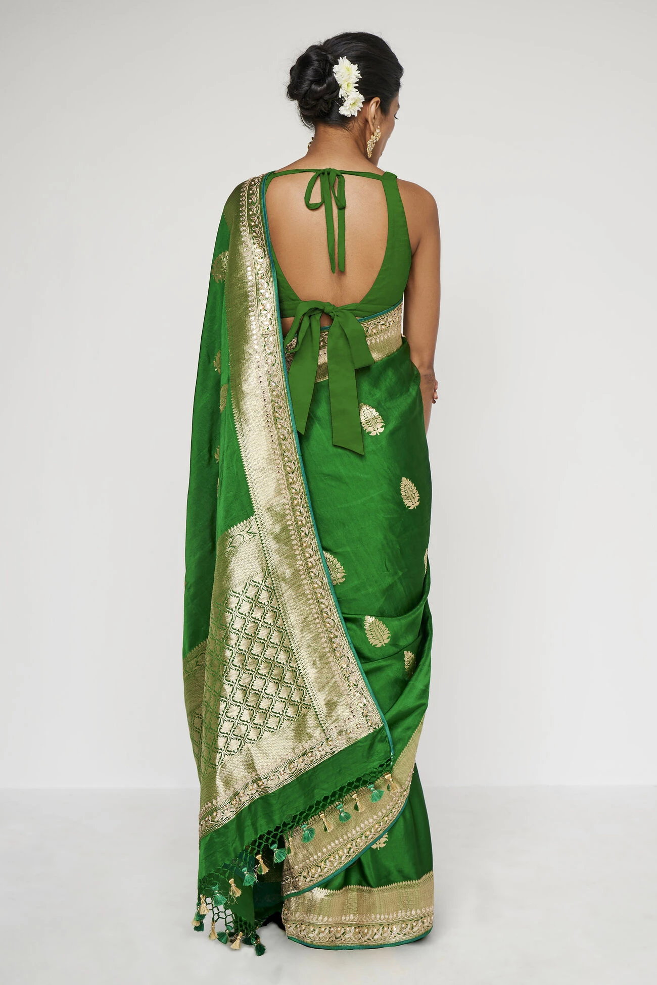 Rohana Benarasi Saree - Green 4 Rohana Benarasi Saree - Green - Image 2