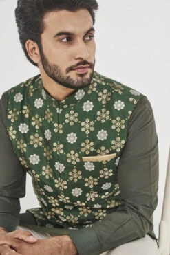 Aayansh Bandi Emerald 12 Aayansh Bandi Emerald -Anita Dongre ADMEN F22B17BS Emrald 5