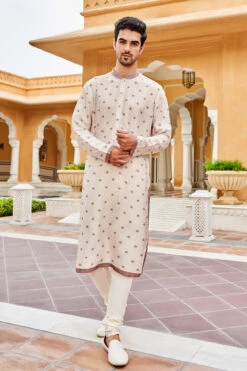Stuvan Kurta - Ivory