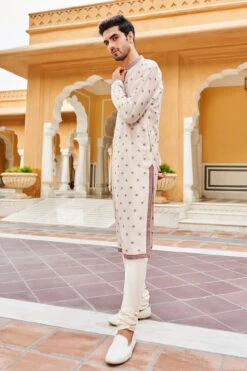 Stuvan Kurta - Ivory -Anita Dongre AD F22K38PRS Ivory 220copy
