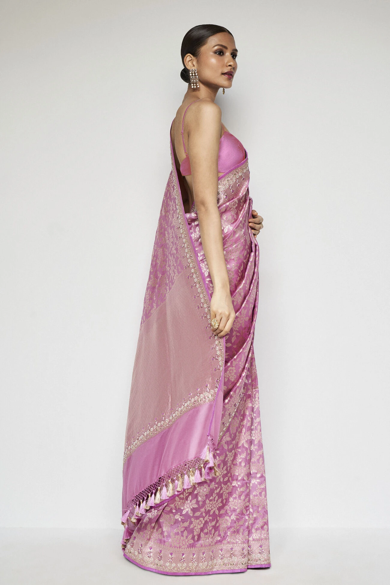 Kiruba Benarasi Saree - Pink 5 Kiruba Benarasi Saree - Pink - Image 3