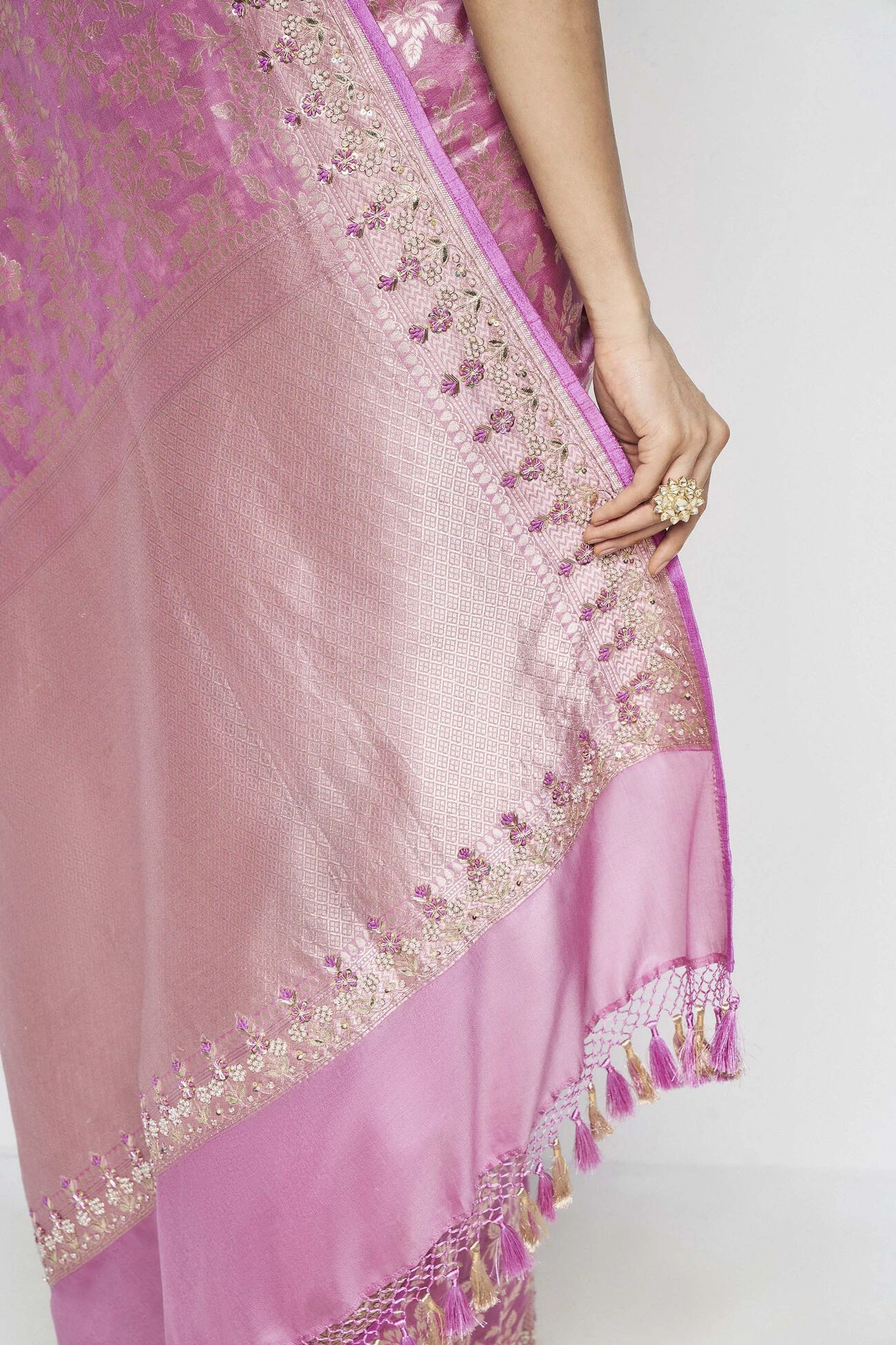 Kiruba Benarasi Saree - Pink 8 Kiruba Benarasi Saree - Pink - Image 6