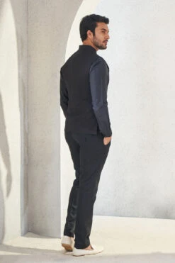 The Akshaj Bandi Black 10 The Akshaj Bandi Black -Anita Dongre CRB20CLA Black 3