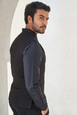 The Akshaj Bandi Black 12 The Akshaj Bandi Black -Anita Dongre CRB20CLA Black 5