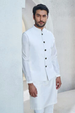 The Akshaj Bandi-White -Anita Dongre CRB20CLA White 4