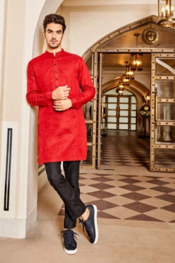 Hridaan Kurta - Maroon