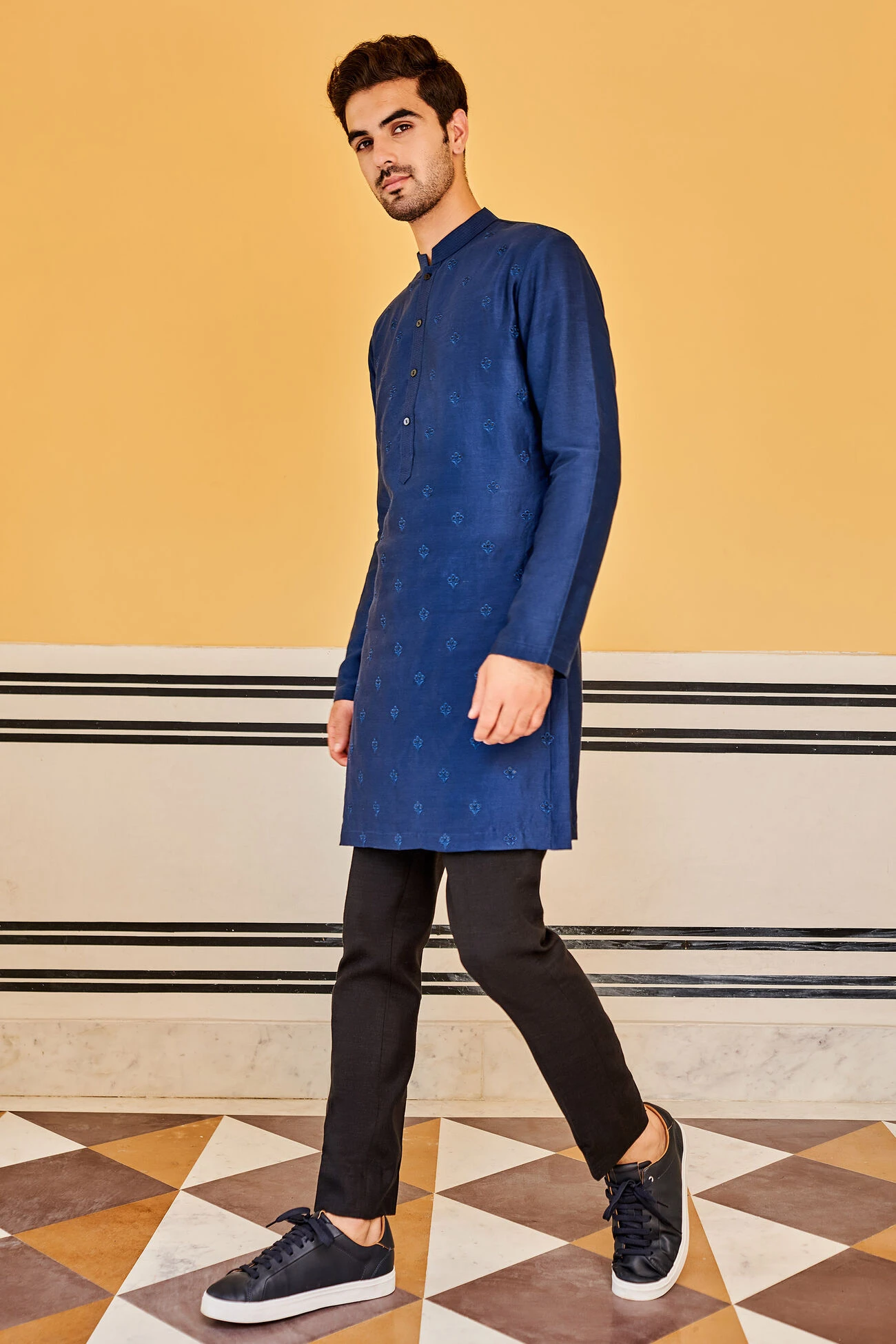 Tavish Kurta - Navy 4 Tavish Kurta - Navy - Image 2