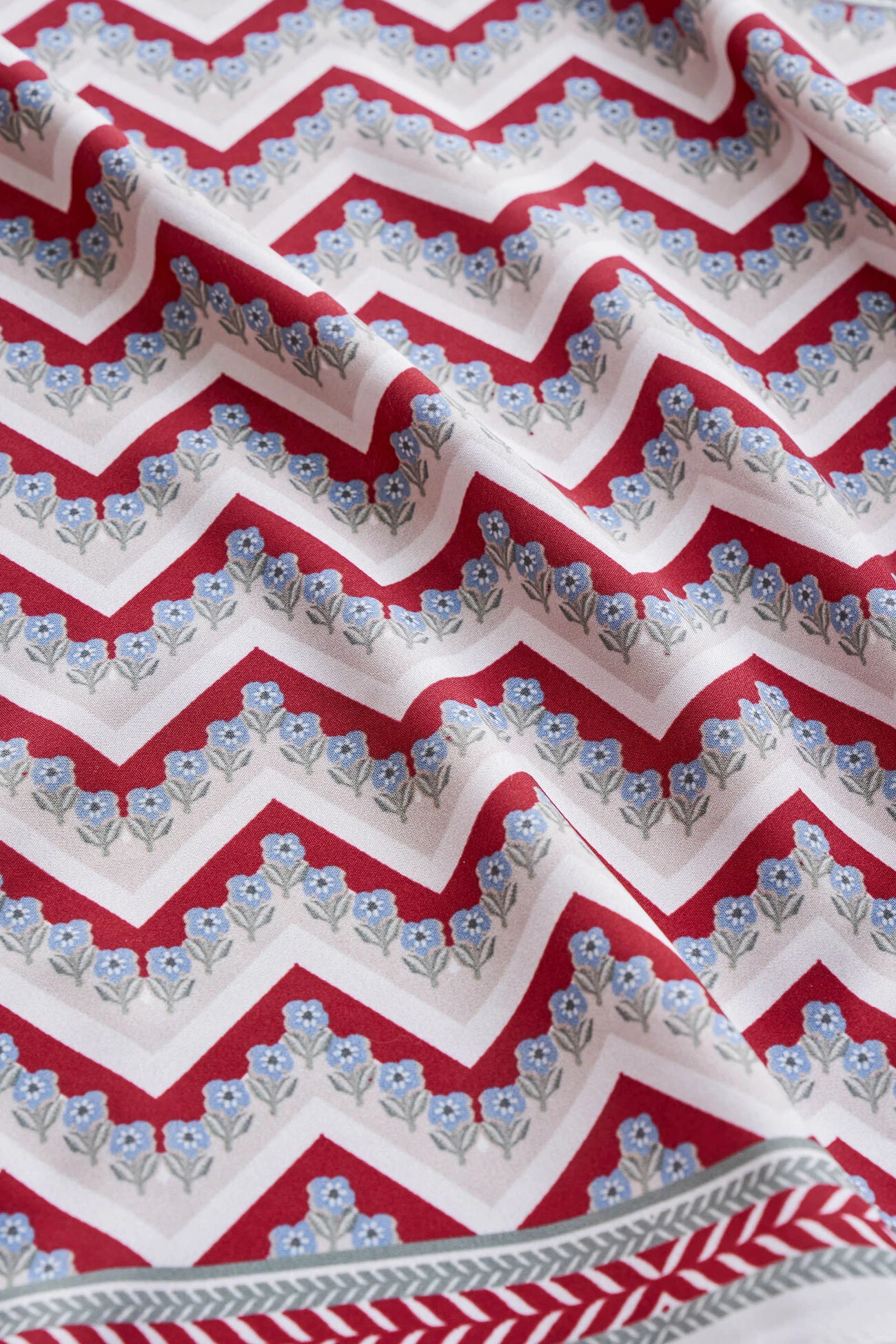 Ohas Pocket Square - Off White 4 Ohas Pocket Square - Off White - Image 2