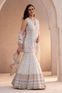 Farhin Suit Set - Ivory 9 Farhin Suit Set - Ivory -Anita Dongre F22R153 Ivory 2