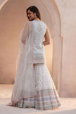 Farhin Suit Set - Ivory 10 Farhin Suit Set - Ivory -Anita Dongre F22R153 Ivory 3