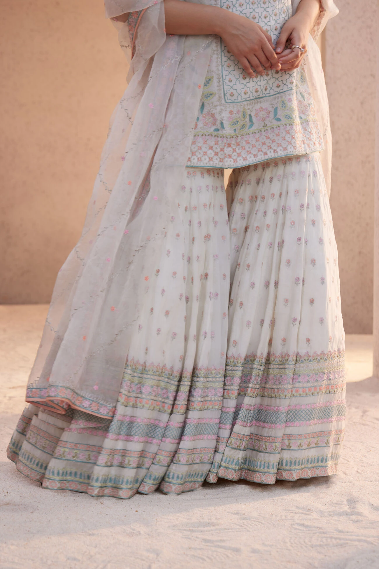 Farhin Suit Set - Ivory 8 Farhin Suit Set - Ivory - Image 6