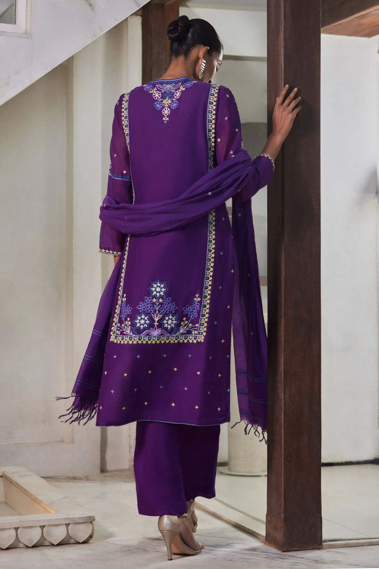 Izna Suit Set - Purple 4 Izna Suit Set - Purple - Image 2