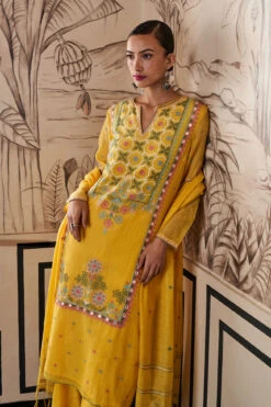 Izna Suit Set - Yellow 10 Izna Suit Set - Yellow -Anita Dongre F22R50 Yellow 4