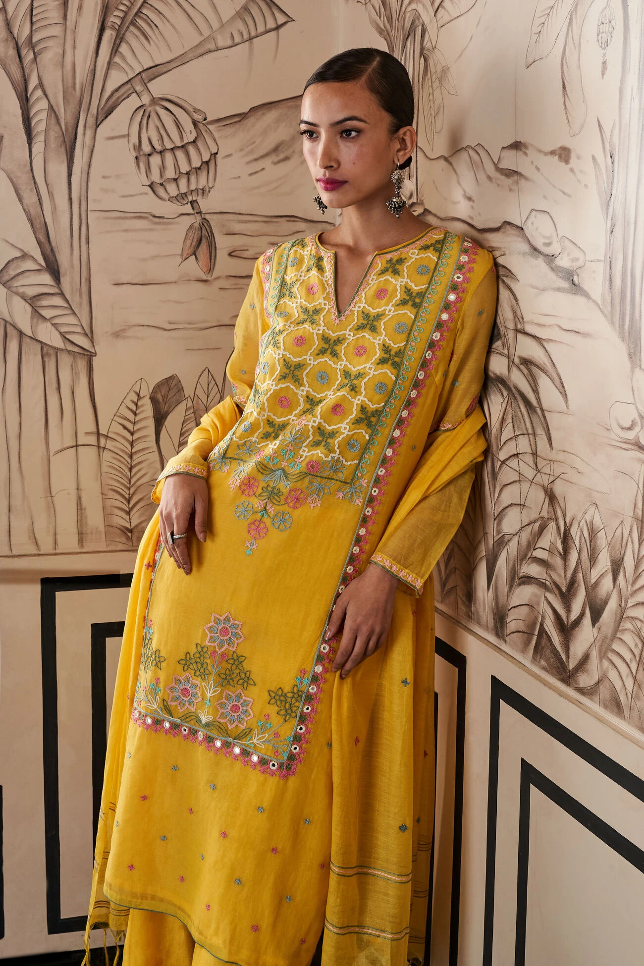 Izna Suit Set - Yellow 6 Izna Suit Set - Yellow - Image 4