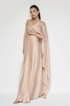 Aveline Saree - Hazelnut 12 Aveline Saree - Hazelnut -Anita Dongre F23A375 Hazelnut 3