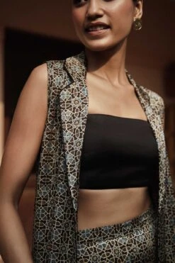 Breeze Overlayer Coord - Black -Anita Dongre F23G277 Black 3