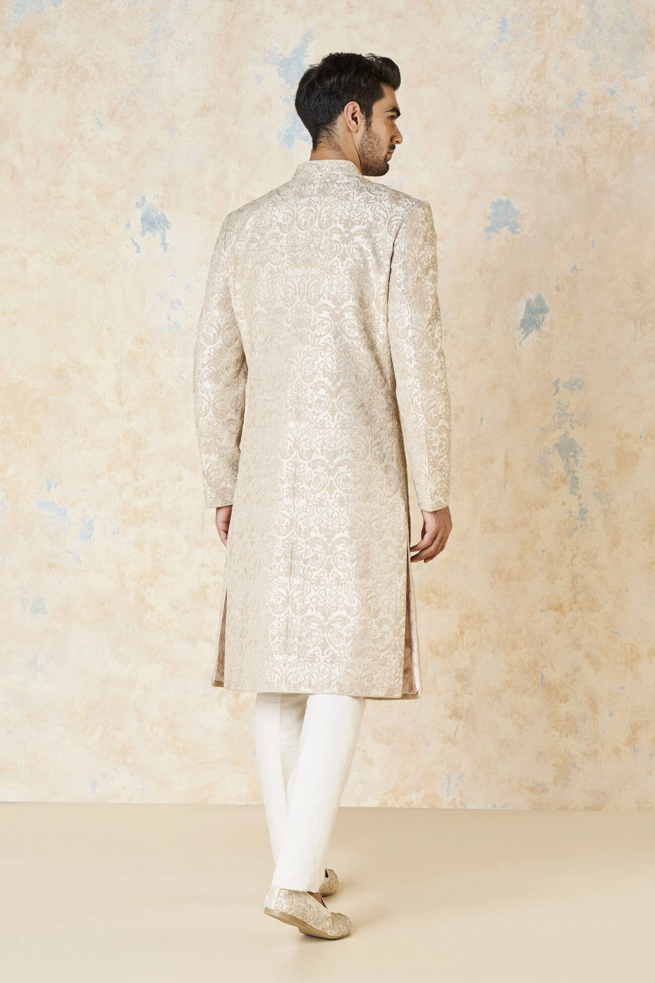 Vehant Sherwani - Ivory 5 Vehant Sherwani - Ivory - Image 3