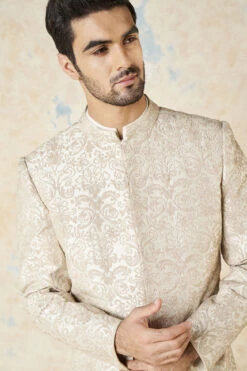 Vehant Sherwani - Ivory 14 Vehant Sherwani - Ivory -Anita Dongre F23M6SR lvory 5