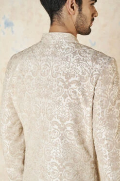 Vehant Sherwani - Ivory 16 Vehant Sherwani - Ivory -Anita Dongre F23M6SR lvory 7