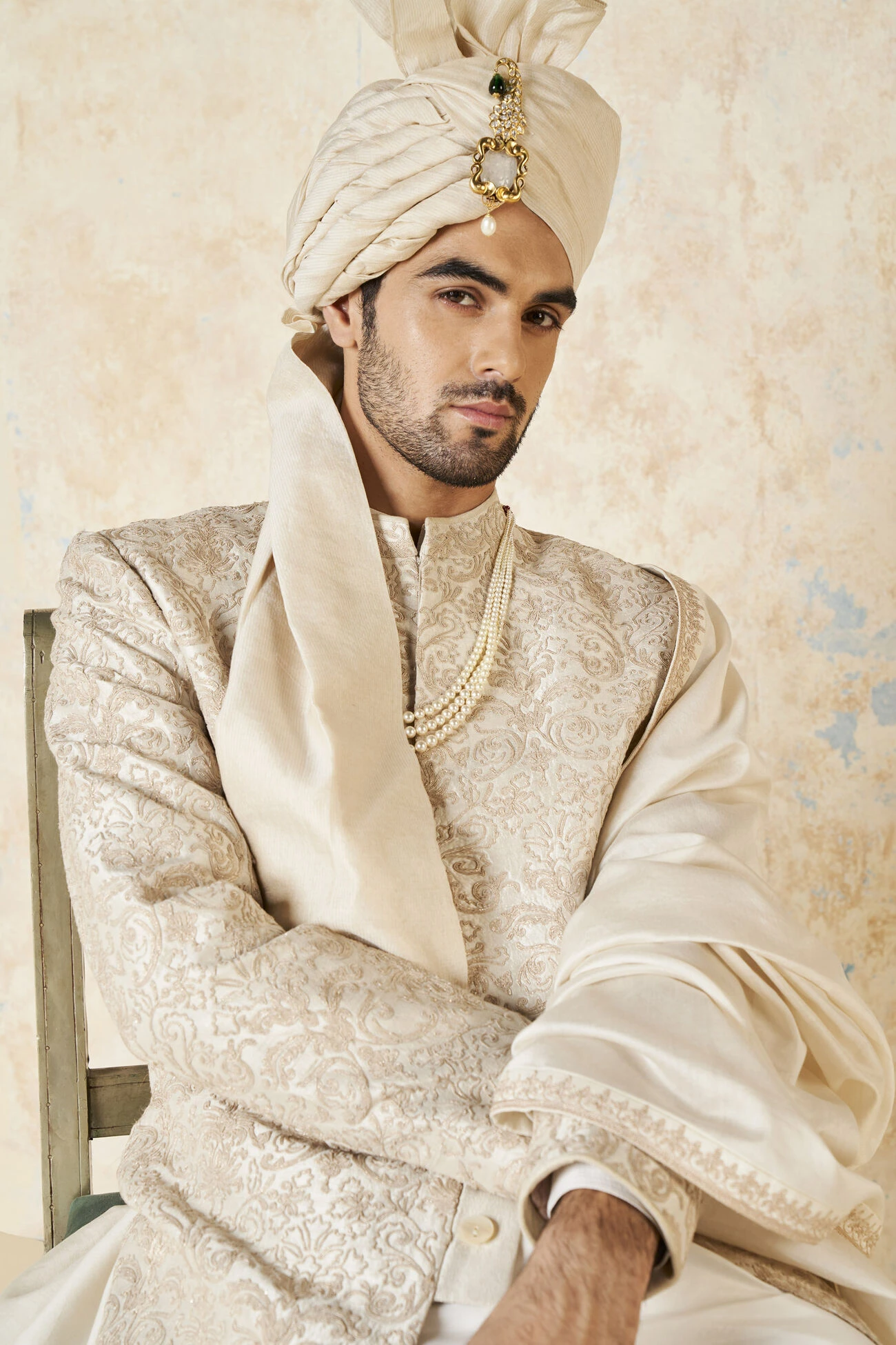 Vehant Sherwani - Ivory 10 Vehant Sherwani - Ivory - Image 8