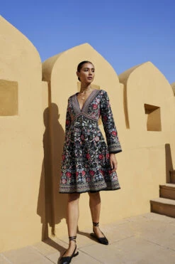 Floral Ballad Dress - Black