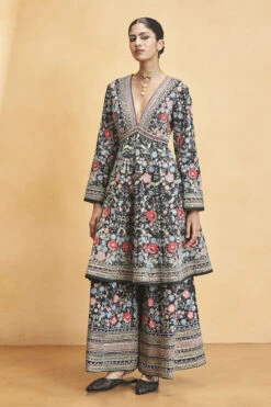 Floral Ballad Kurta Set - Black