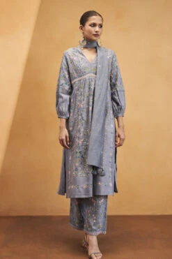 Hrutvi Suit Set - Grey