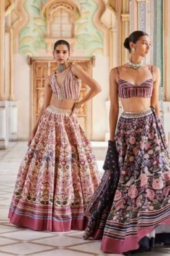 Madoon Lehenga - Peach 15 Madoon Lehenga - Peach -Anita Dongre F23RS157 Peach 5