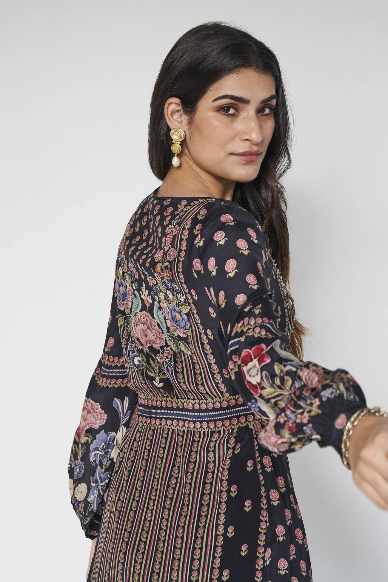 Isbah Tunic - Black 10 Isbah Tunic - Black - Image 8