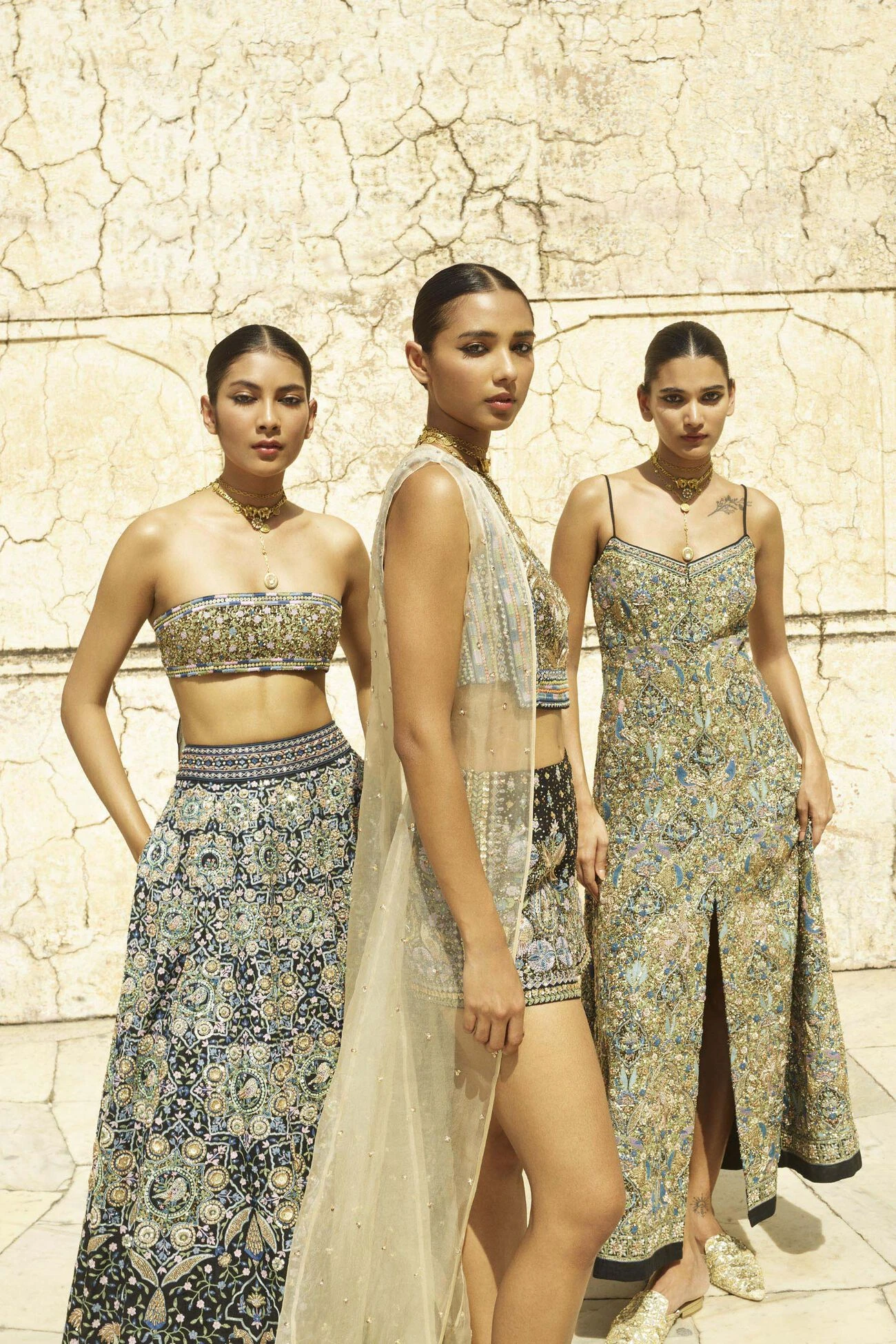 Gleam Of The Forest Cape - Beige 4 Gleam Of The Forest Cape - Beige - Image 3