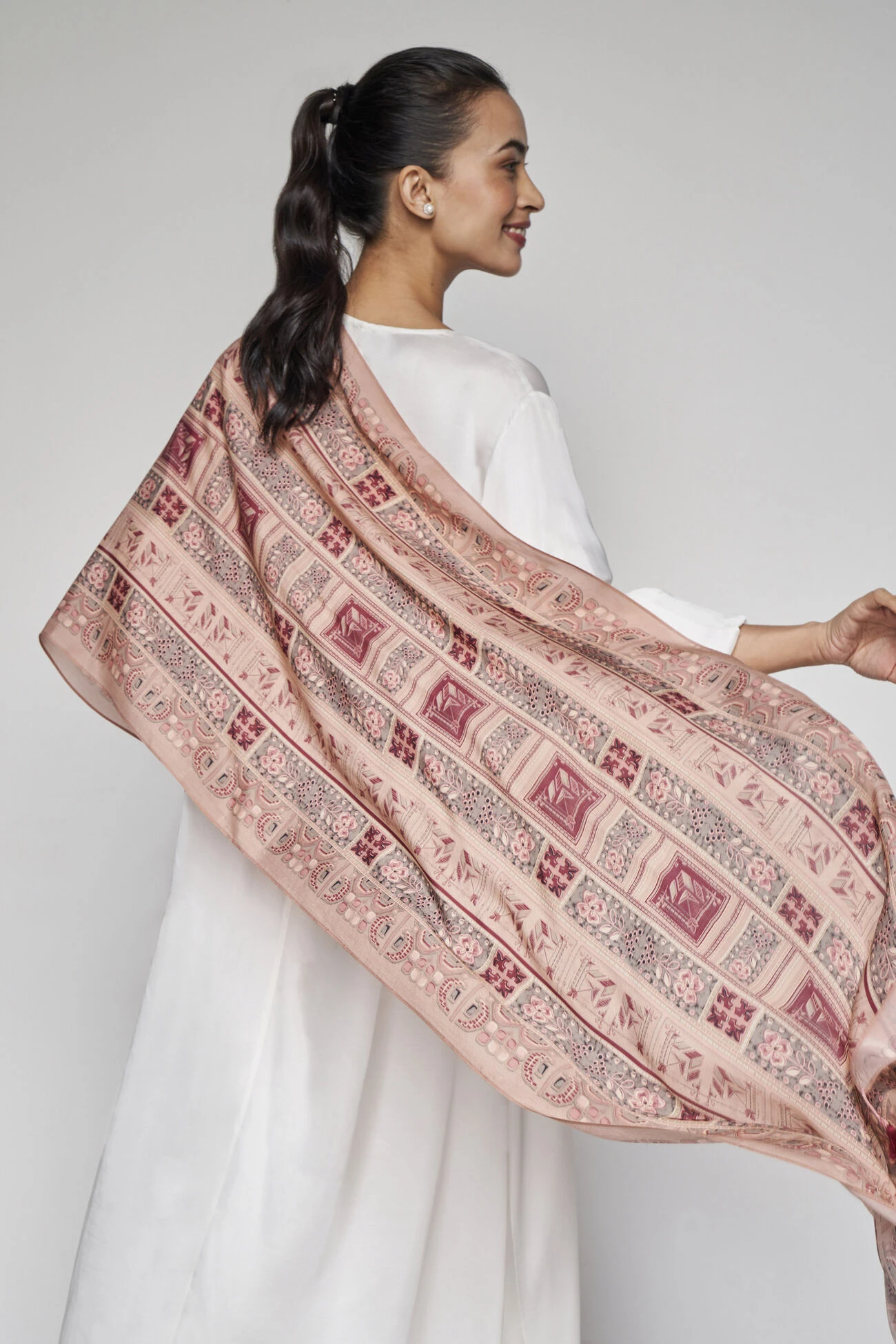 Aviana Stole - Onion Pink 4 Aviana Stole - Onion Pink - Image 2