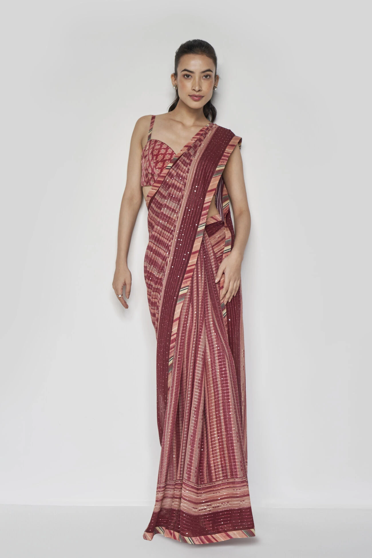 Arvika Saree - Wine 3 Arvika Saree - Wine