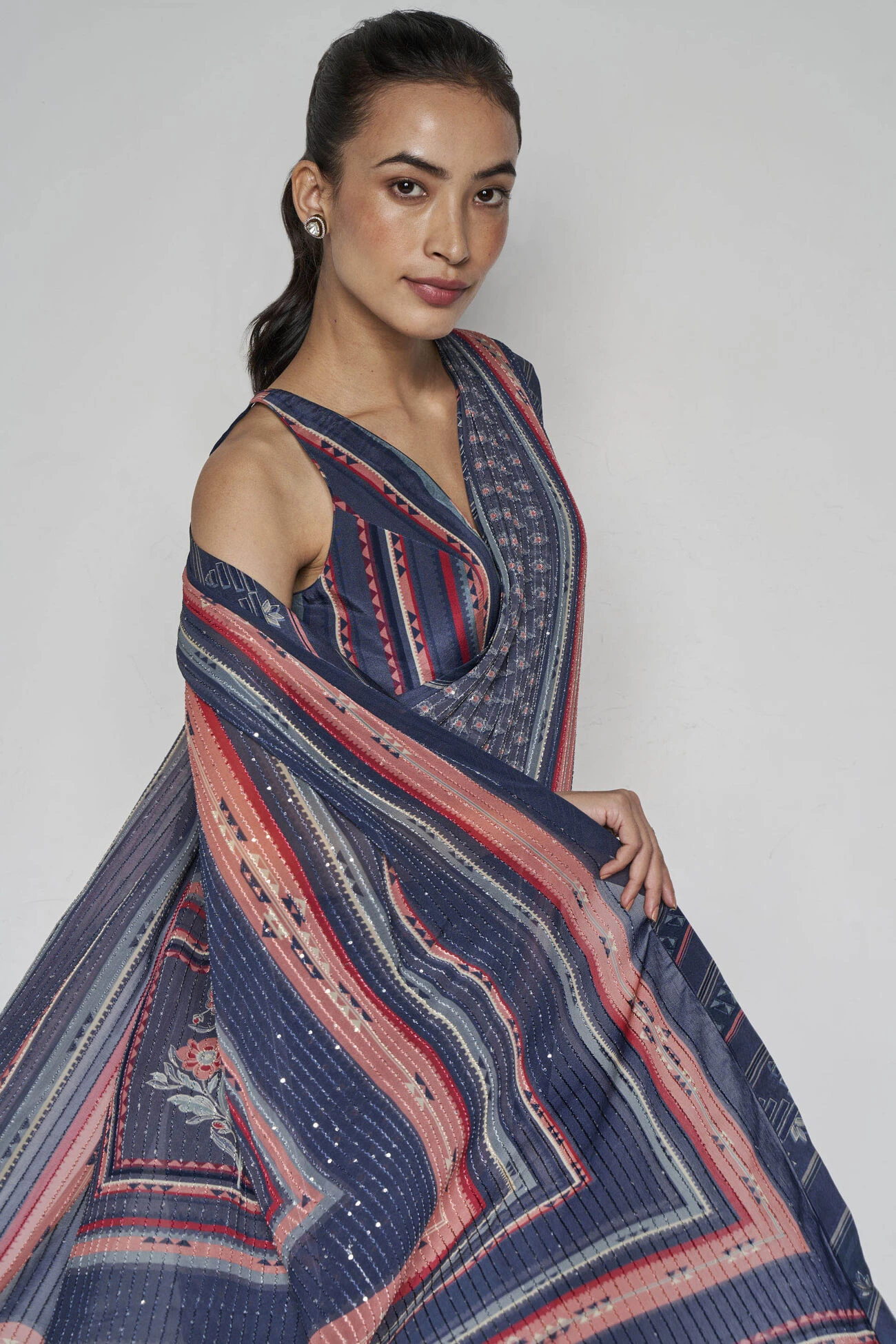 Bluesette Saree Set - Blue 7 Bluesette Saree Set - Blue - Image 5