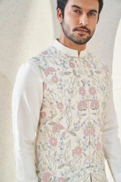 Nivan Nehru Jacket - Ivory 10 Nivan Nehru Jacket - Ivory -Anita Dongre S23B2RS Ivory 4