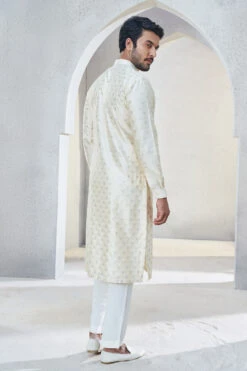 Alman Kurta - Off White -Anita Dongre S23K18BS OffWhite 3