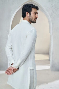Keshav Kurta - Off White -Anita Dongre S23K1CL OffWhite 5