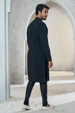 Iyad Kurta - Black 8 Iyad Kurta - Black -Anita Dongre S23K3CS Black 3