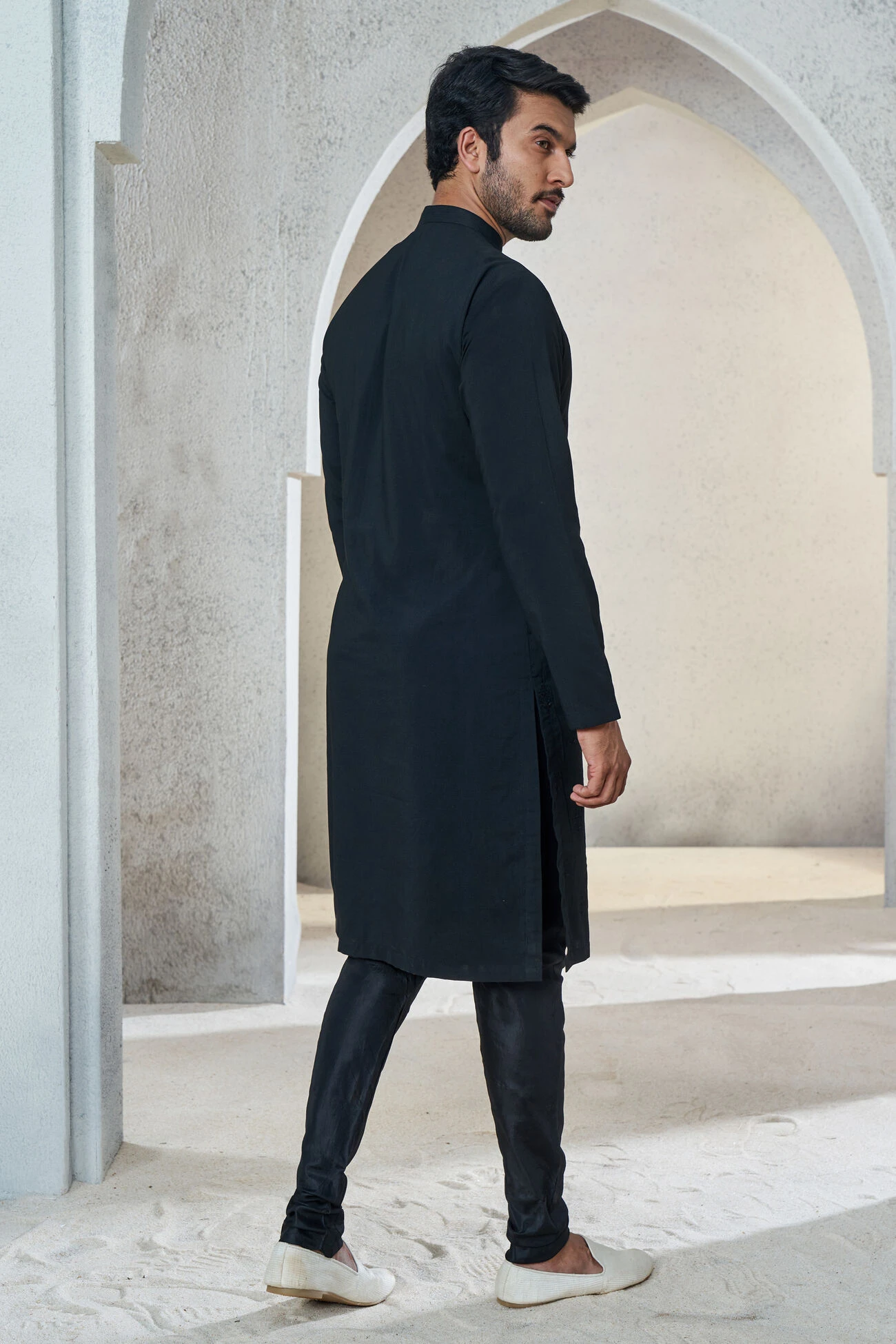 Iyad Kurta - Black 4 Iyad Kurta - Black - Image 3
