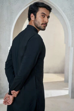 Iyad Kurta - Black 9 Iyad Kurta - Black -Anita Dongre S23K3CS Black 4