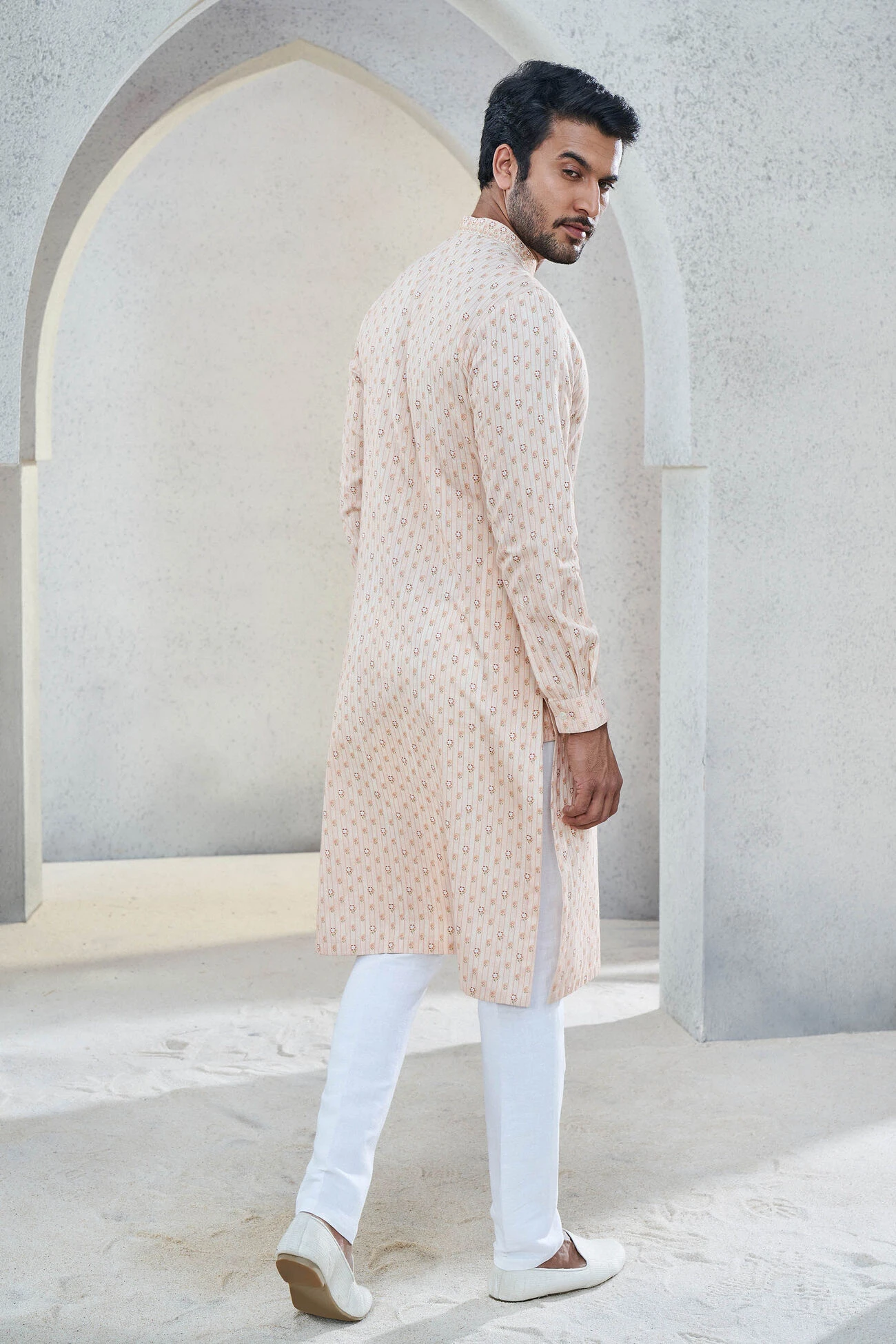 Shray Kurta - Salmon 5 Shray Kurta - Salmon - Image 3