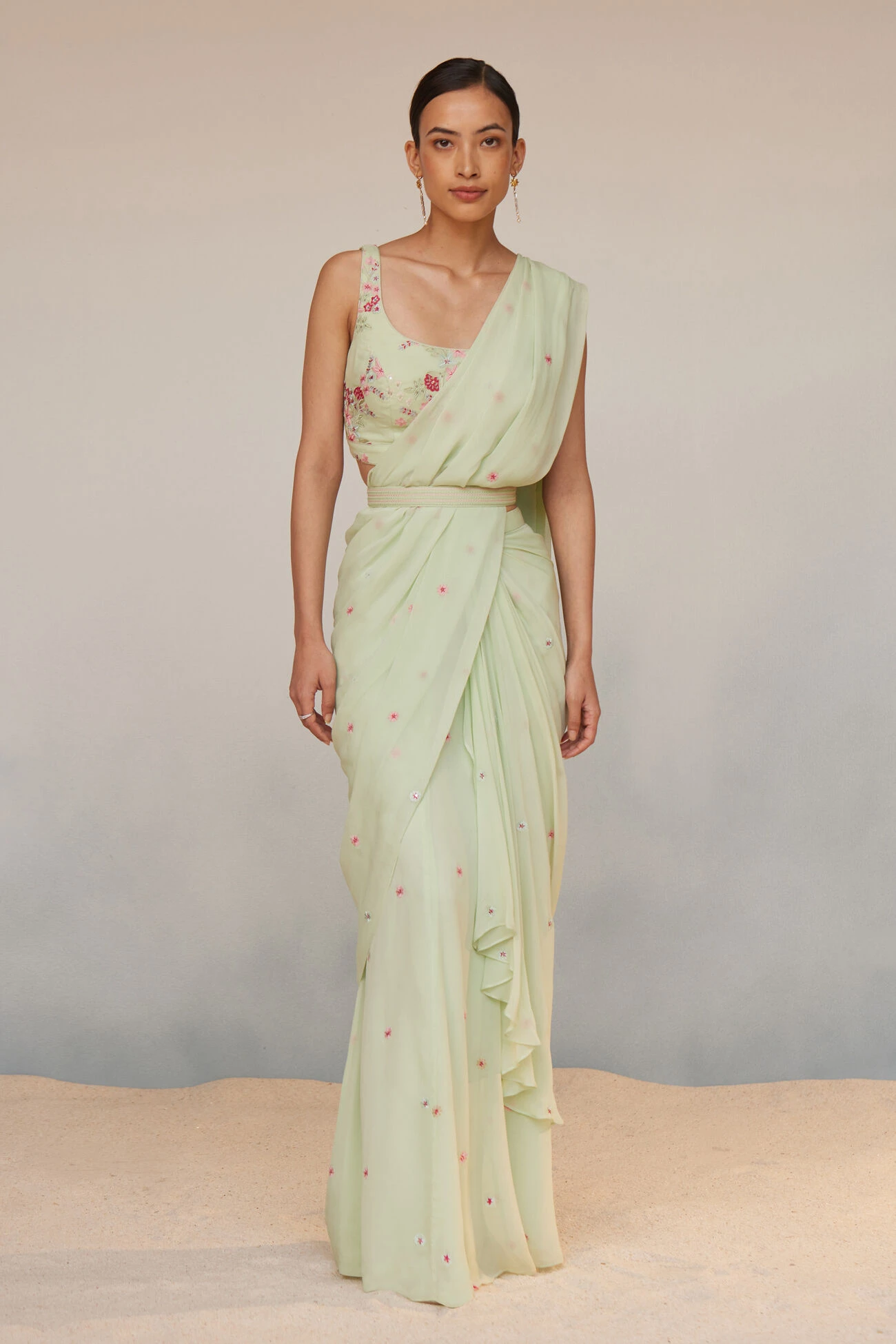Asterope Saree - Pista 3 Asterope Saree - Pista