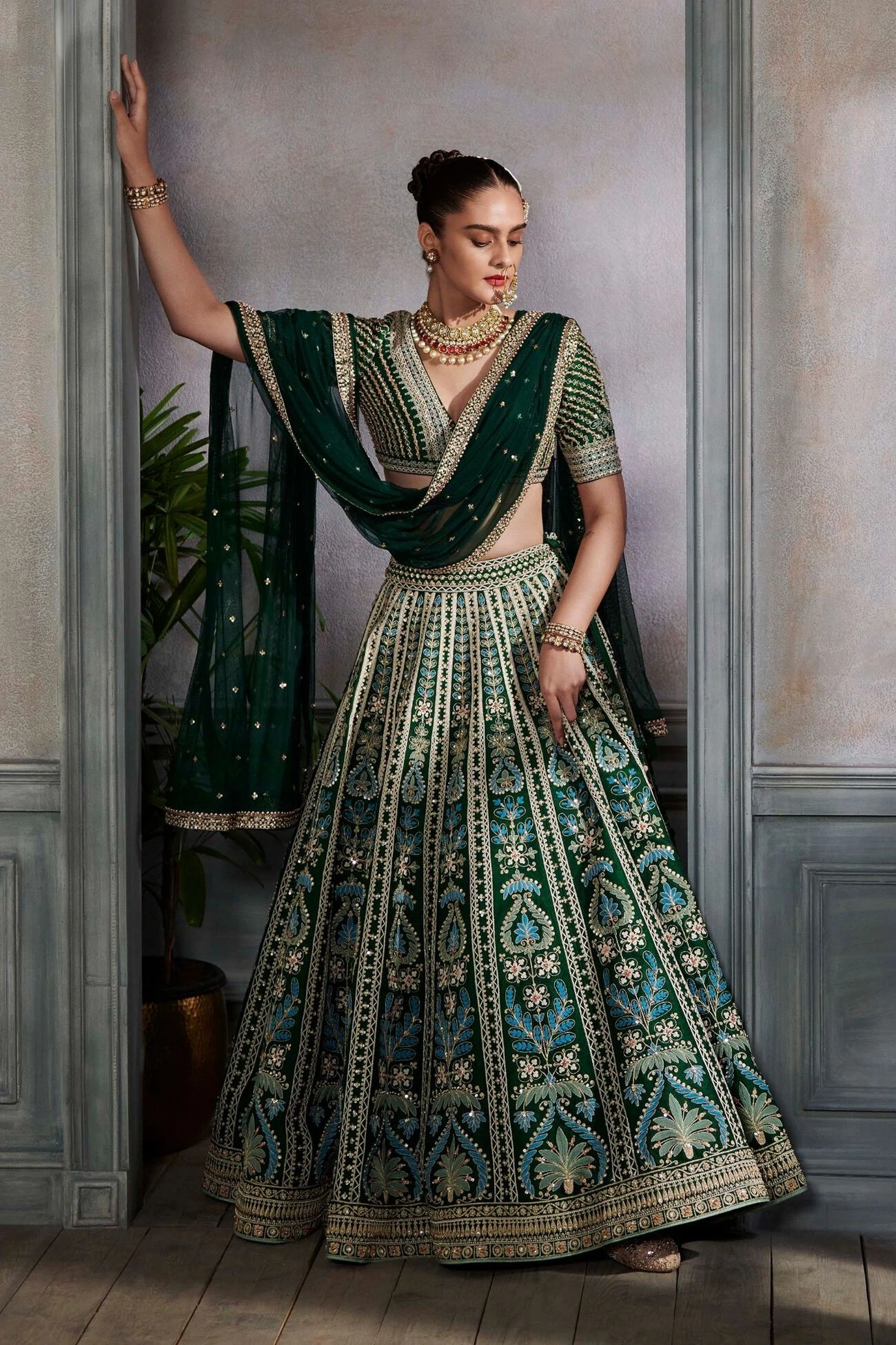 Rooma Lehenga Set – Green 3 Rooma Lehenga Set – Green
