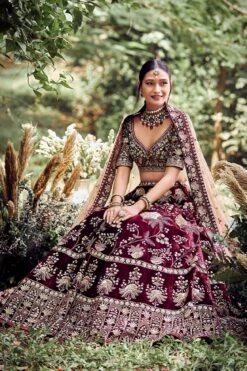 Vrita Lehenga