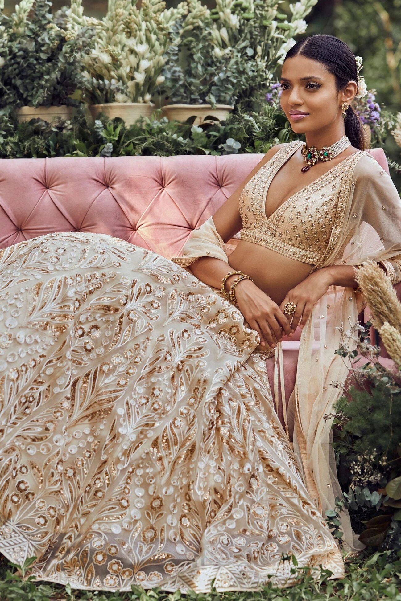 Idaya Lehenga Set-Champagne 5 Idaya Lehenga Set-Champagne - Image 3