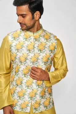 Naitik Bandi – Beige -Anita Dongre ad s22b13rs light yellow 4