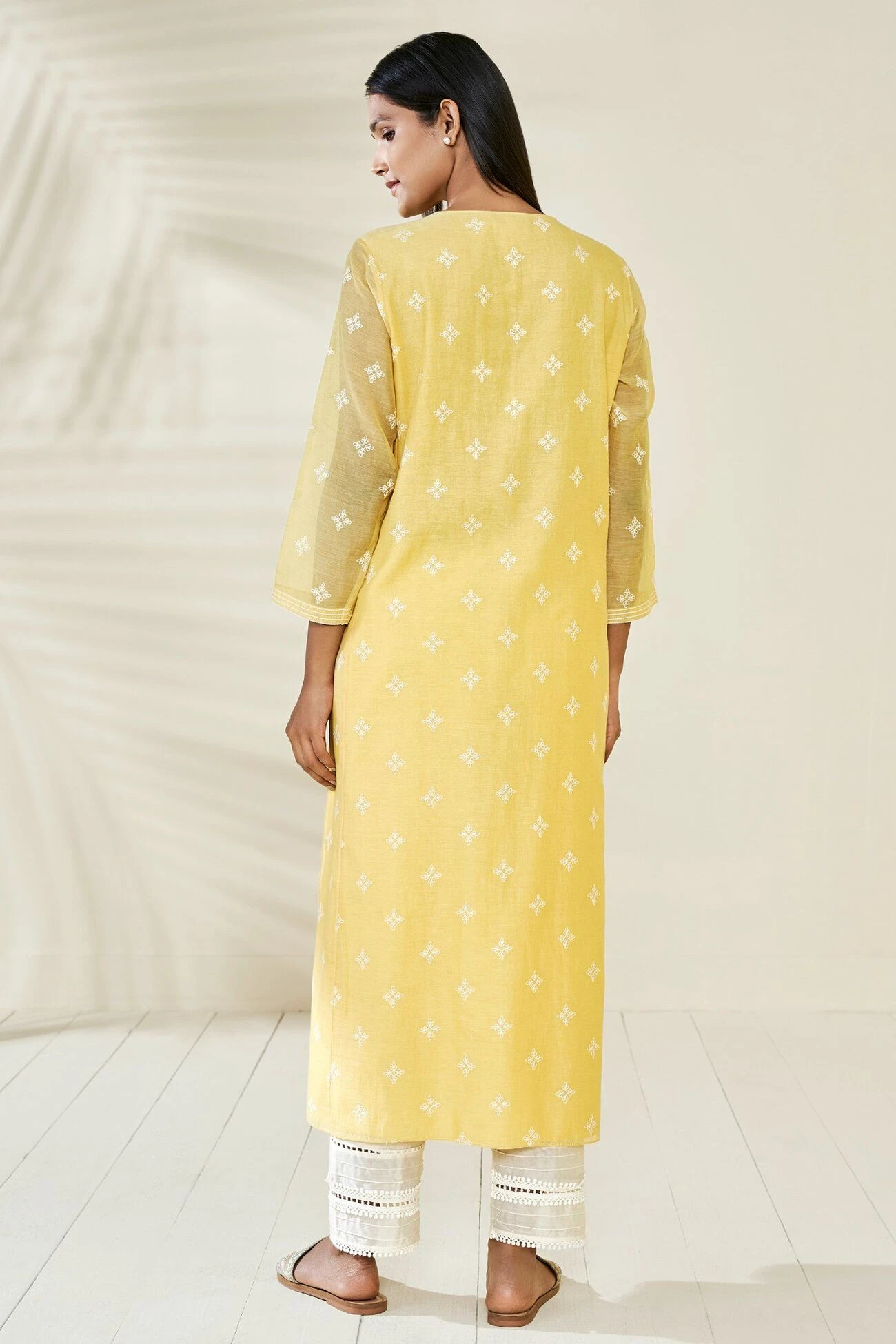 Hirisha Kurta – Yellow 5 Hirisha Kurta – Yellow - Image 3