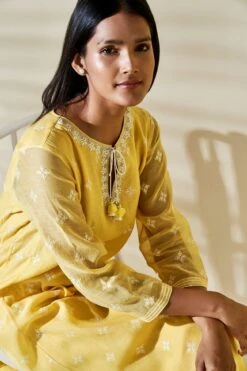 Hirisha Kurta – Yellow 13 Hirisha Kurta – Yellow -Anita Dongre ad s22m35 yellow 6