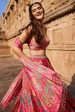 Swan Song Lehenga Set - Pink 11 Swan Song Lehenga Set - Pink -Anita Dongre ad s22rm111a pink 5