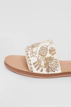 Parindey Sliders - Gold -Anita Dongre ad saaras gold 3